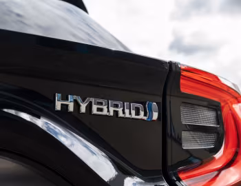 Mazda2 Hybrid [UK-spec] '2022–23