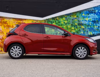 Mazda2 Hybrid [EU-spec] '2022–23