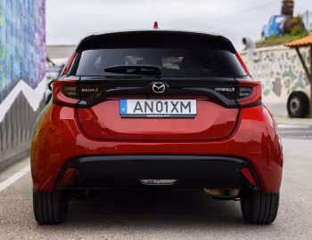 Mazda2 Hybrid [EU-spec] '2022–23