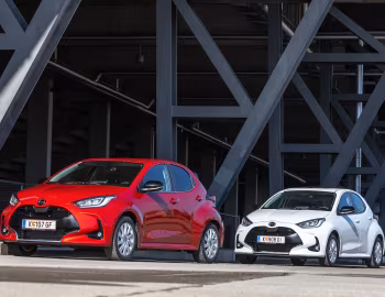 Mazda2 Hybrid [EU-spec] '2022–23