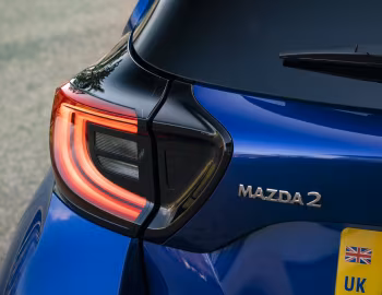 Mazda2 Hybrid [UK-spec] '2024–pr.