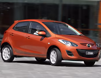 Mazda2 Maxx [Australia] (DE2) '2010–14