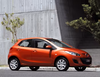 Mazda2 Maxx [Australia] (DE2) '2010–14