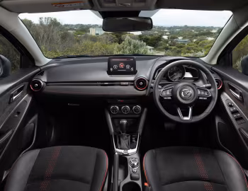 Panel frontal Mazda2 Sedan [Australia] (DJ) '2023–pr.