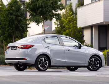 Mazda2 Sedan [Australia] (DJ) '2023–pr.