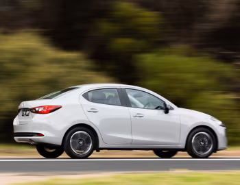 Mazda2 Sedan [Australia] (DJ) '2023–pr.