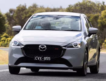 Mazda2 Sedan [Australia] (DJ) '2023–pr.