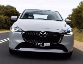 Mazda2 Sedan [Australia] (DJ) '2023–pr.