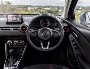 Panel frontal Mazda2 Sedan [Australia] (DJ) '2023–pr.