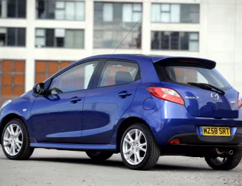Mazda2 Sport 5-door [UK-spec] (DE) '2007–10