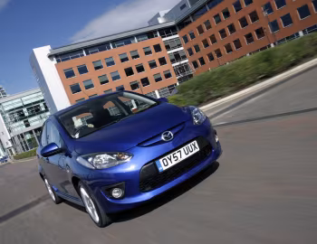 Mazda2 Sport 5-door [UK-spec] (DE) '2007–10