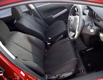 Interior Mazda2 "Takuya" [UK-spec] (DE2) '02.2011