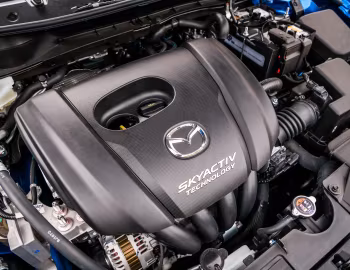 Пад капотам Mazda2 "Tech Edition" [UK-spec] (DJ) '2017