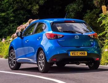Mazda2 "Tech Edition" [UK-spec] (DJ) '2017