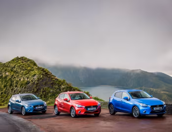 Mazda2 "Tech Edition" [UK-spec] (DJ) '2017