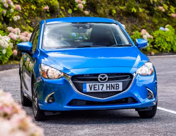 Mazda2 "Tech Edition" [UK-spec] (DJ) '2017