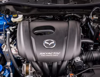 Bajo el capó Mazda2 "Tech Edition" [UK-spec] (DJ) '2017