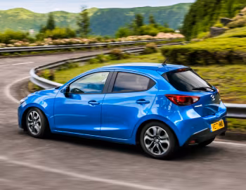 Mazda2 "Tech Edition" [UK-spec] (DJ) '2017