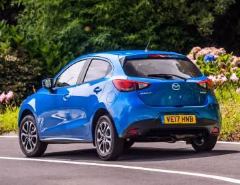 Mazda2 "Tech Edition" [UK-spec] (DJ) '2017