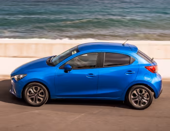 Mazda2 "Tech Edition" [UK-spec] (DJ) '2017