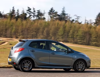 Mazda2 "Venture" [UK-spec] (DE2) '04.2012–12.2013