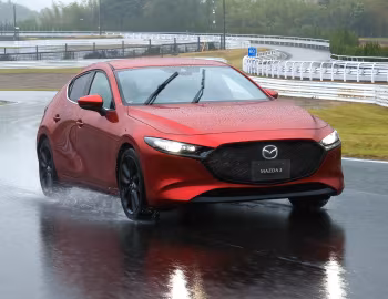 Mazda3 Skyactiv-X AWD Hatchback [Japan] (BP) '2019–pr.