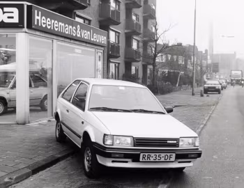 Mazda 323 3-door (BF) '1985–87