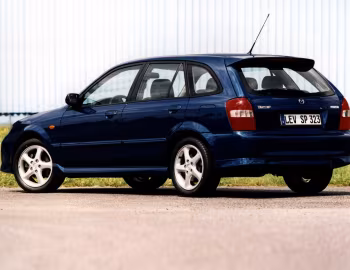 Mazda 323 F (BJ) '2000–03