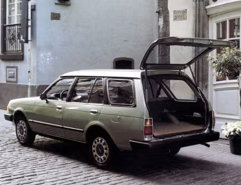 Mazda 323 Station Wagon (FA) '1978–86