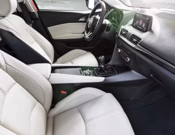 Interior 2017–19 Mazda3 Hatchback [North America] '2016–19