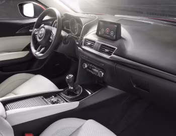 Interior 2017–19 Mazda3 Hatchback [North America] '2016–19