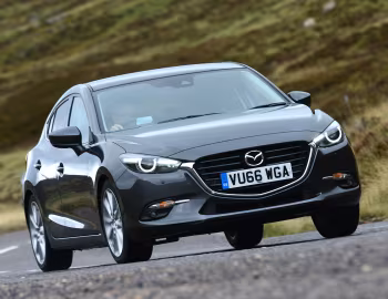 Mazda3 Hatchback [UK-spec] (BM) '2016–19