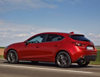 Mazda3 "Nakama" [Germany] (BM) '2016