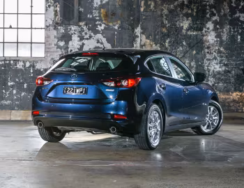 Mazda3 Neo Hatchback [Australia] (BM) '2016–19