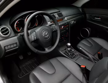 Інтэр'ер 2004–06 Mazda3 S Sedan [North America] (BK) '2003–06
