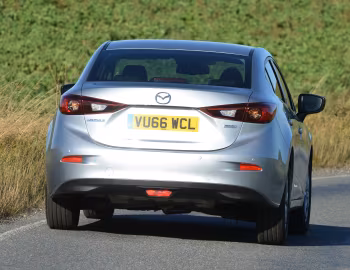 Mazda3 Saloon [UK-spec] (BM) '2016–19
