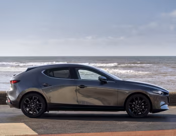 Mazda3 Skyactiv-X AWD Hatchback [UK-spec] (BP) '2019–pr.