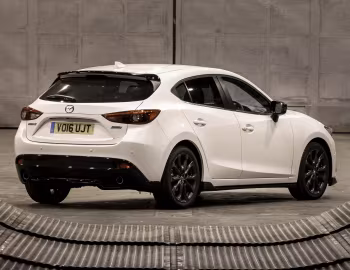 Mazda3 "Sport Black" [UK-spec] (BM) '2016