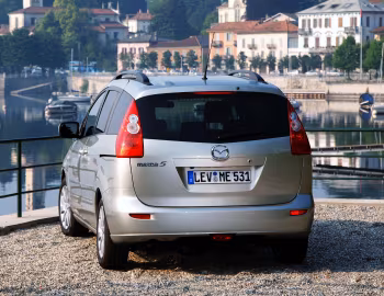 Mazda5 (CR) '2005–08