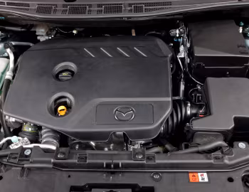 Bajo el capó Mazda5 "Venture" (SAP) [UK-spec] (CW) '2012–13