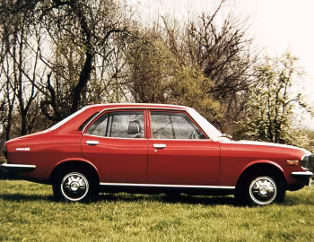Mazda 616 Sedan '1974–77