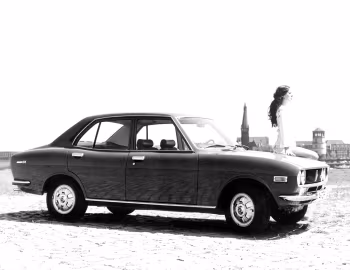 Mazda 616 Sedan '1971–74