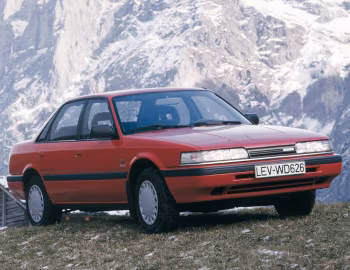 Mazda 626 4WD Sedan (GD) '1988–92