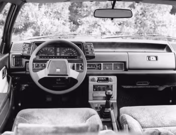 Panel frontal Mazda 626 Hatchback [Worldwide] (GC) '1983–87