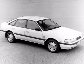 Mazda 626 Hatchback (GD) '1987–92