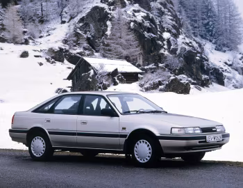 Mazda 626 4WD Hatchback (GD) '1987–92
