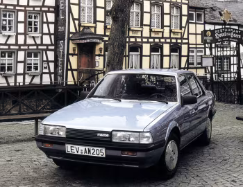 Mazda 626 Sedan (GC) '1982–87