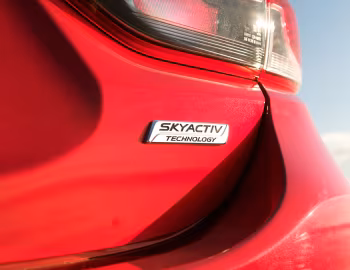 Mazda6 Saloon [UK-spec] (GJ) '2013–15
