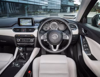Panel frontal Mazda6 Sedan [UK-spec] (GJ) '2015–18