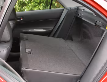 Interior 2003–05 Mazda6 Sport Sedan [North America] (GG) '2002–05